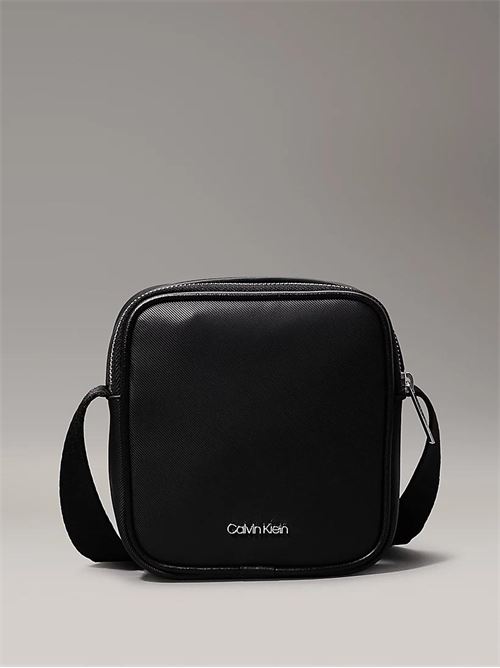 CK EST. PU CUBE REPORTER CALVIN KLEIN | K50K511861/BEH